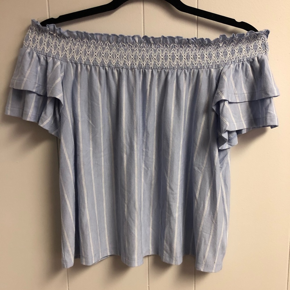 American eagle off the shoulder top